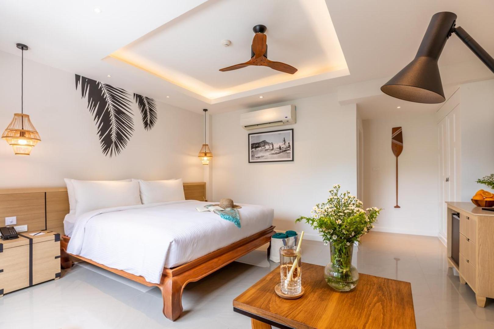 Outrigger Surin Beach Resort - Sha Extra Plus Værelse billede Deluxe Ocean View
